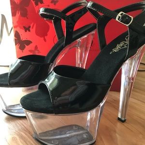 PLEASER stripper heels 😍